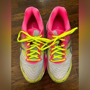Women’s Asics size 11 GEL-nimbus 18 dayglow pink/yellow